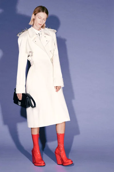 Look 9